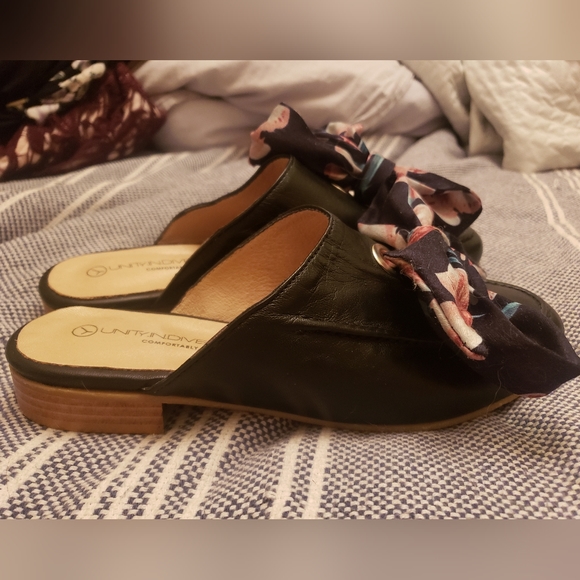 Unity.in.diversity ladies flat mules, size 36 - Picture 2 of 5